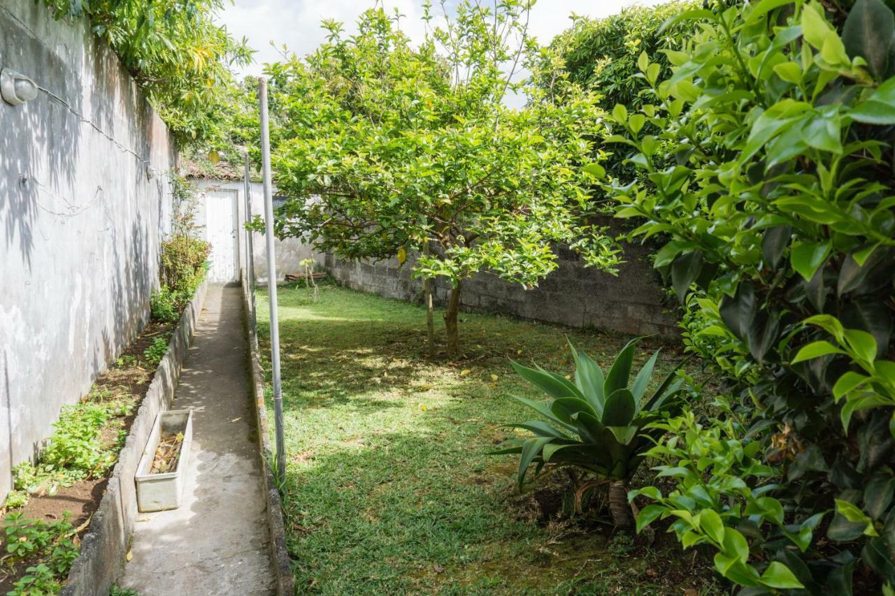 Casa Da Tia Adilia Ξενοδοχείο Πόντα Ντελγκάντα Εξωτερικό φωτογραφία